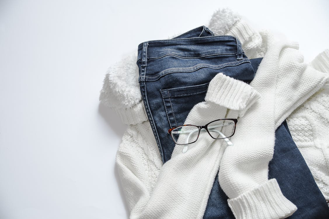 Dropshipping Niches to Avoid: Clothing