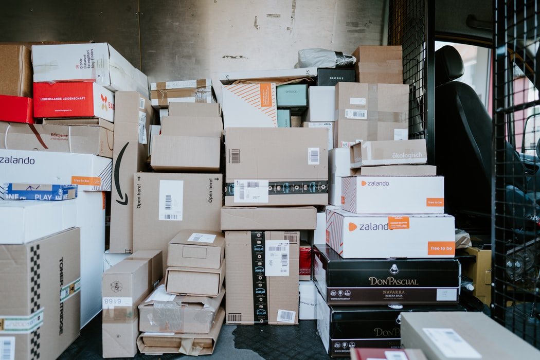 Dropshipping returns boxes in a van