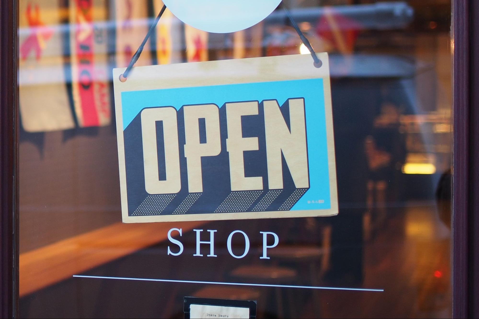 Sign showing an eCommerce shop is open. 